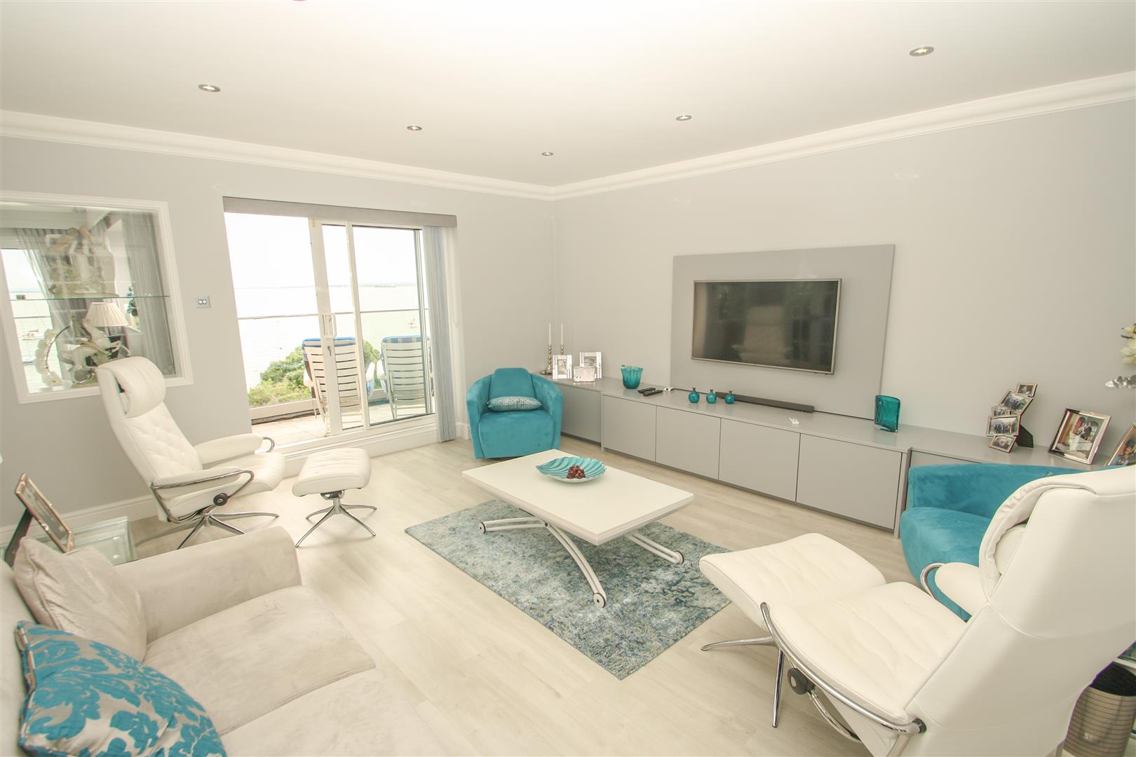 Appointmoor Grand Parade, LeighonSea